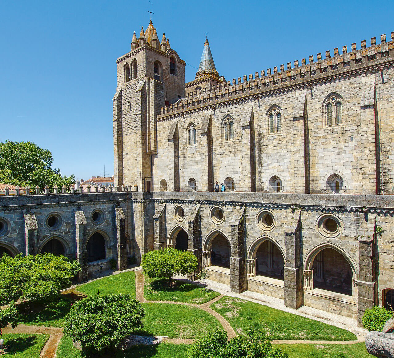 Wetter in Evora im April 2025 Klima und Temperatur im April